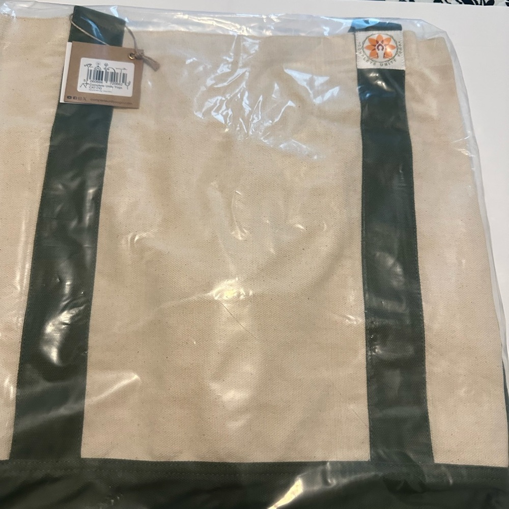 NWT Complete Unity Yoga Tote Bag